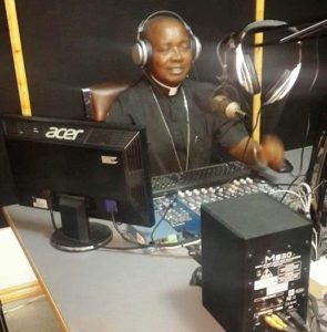 RadioShahidi