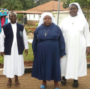 the-late-sr-mlenga-center-with-fellow-nuns-at-chemichemi