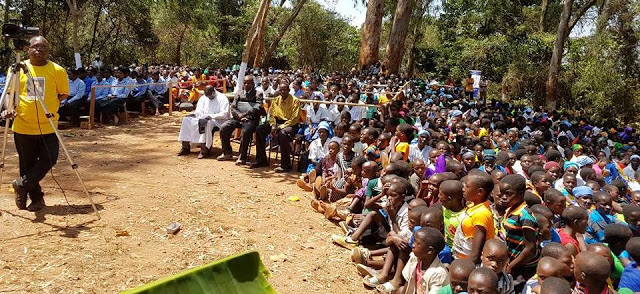 Parishioners of St. Matthias Mulumba Misiku in Karonga Diocese turns up in Large Numbers to Participate in the Eucharistic celebrations to Mark World Mission Sunday.
