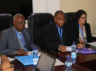 Rev. Fr. Anthony Makunde (Center) addresses the participants  of the 5th NSCCA Meeting in Nairobi, with him are  Rt. Rev. Method Kilaini, Auxiliary of Bukoba and  Dr. Miriam Leidenger from Missio Aachen