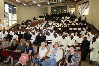 eminarians from St. Mary's National Major and St. Mbaaga  Major Seminaries in Uganda with some guests from abroad  during Eucharistic Celebrations to mark the end of AMECEA  Training on Small Christian Communities to  Students of the two Seminaries 