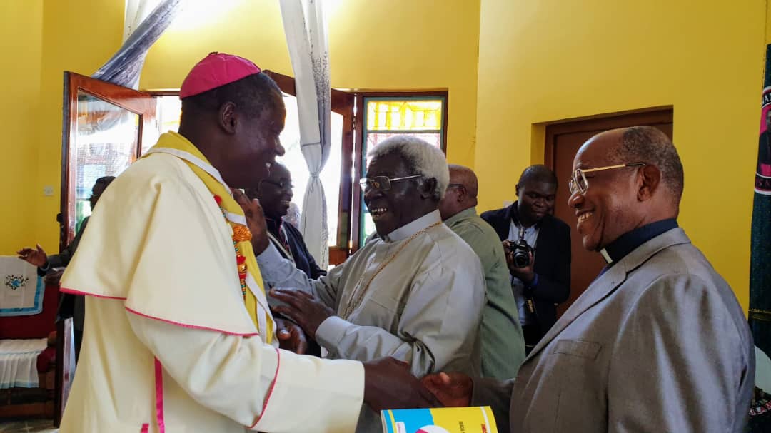 The Late Bishop Mapunda during installation of Archbishop of Mbeya Recently