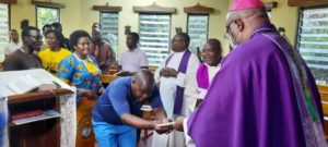 Bishop Mtumbuka commissions the Lay leaders