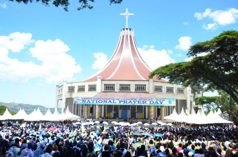 KENYA “Let Us Give Reconciliation a Chance,” Kenyan at National