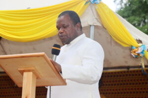 the rector of BBAC Very Rev. Peter Moudie Zingari