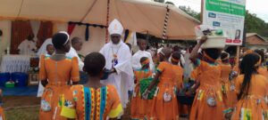 ExChildren presenting gifts to Auxilliary Bishop Nyirendaif_JPEG_420