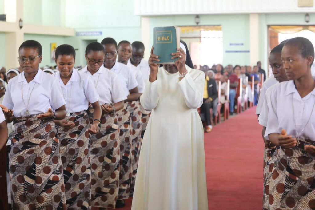 DOMINICAN Silver jubilee story