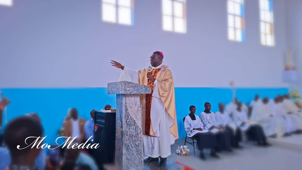 ZAMBIA: Dedication of New Church and Altar in Mansa Diocese, Zambia