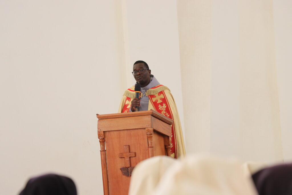 KENYA: “Wash One Another’s Feet,” Friar Urges Franciscans at Transitus